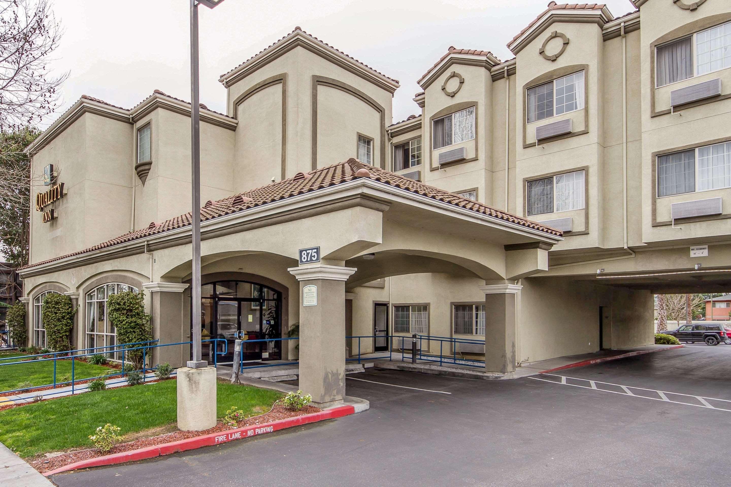 Comfort Inn San Jose International Airport Eksteriør billede